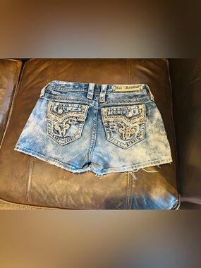Rock Revival Distressed Light Blue Women's Denim Shorts size 26